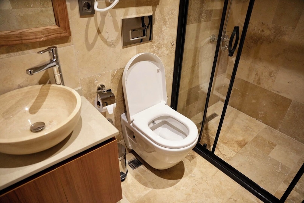 Khalkedon Suite 46/50