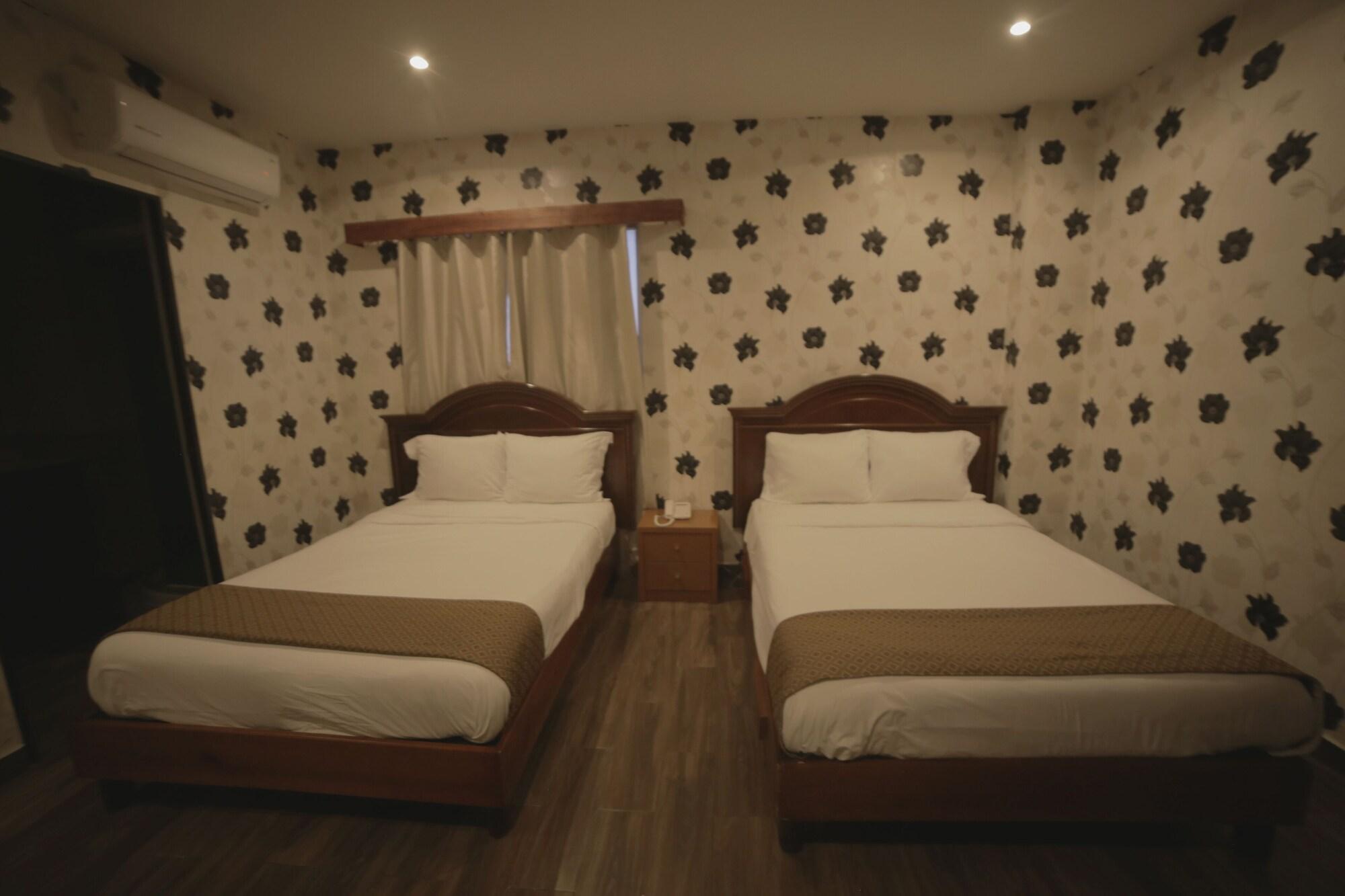 El Regio Hotel 9/17
