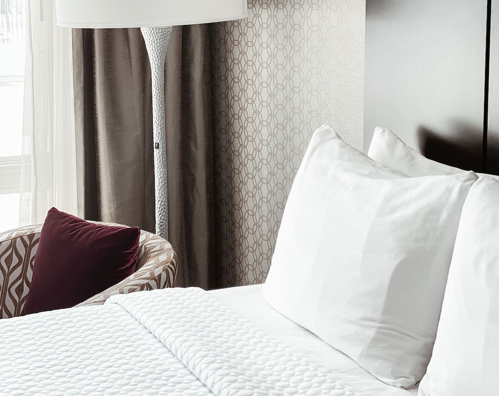 Crowne Plaza Chicago Sw Burr Ridge 12/59