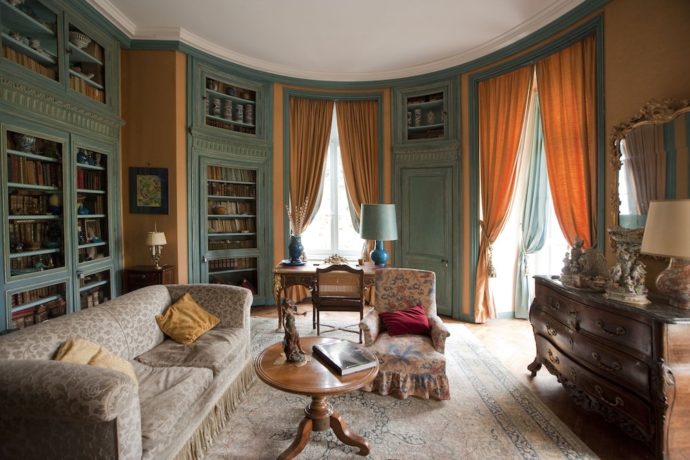 Chateau De Raissac 18/36