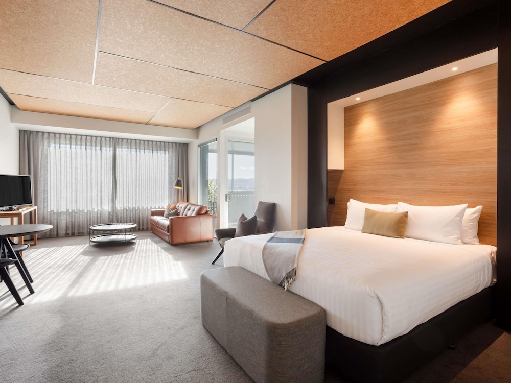 2 BEDROOMS, TAMAR RIVER, SUITE