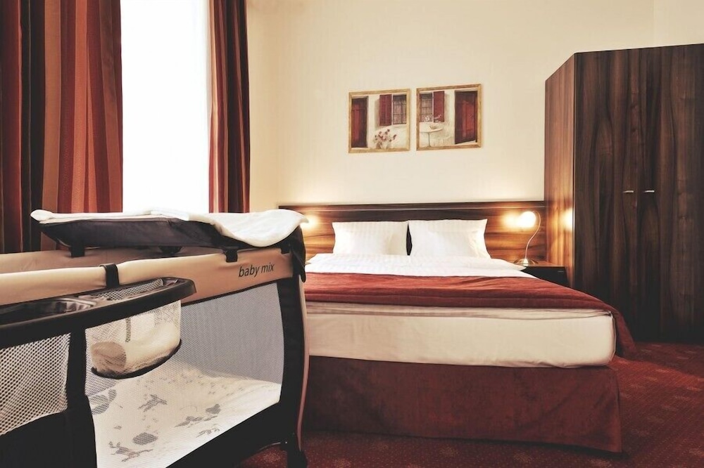 غرفة كومفورت بسريرين منفصلين، Hotel Centrum Sosnowiec 3/7