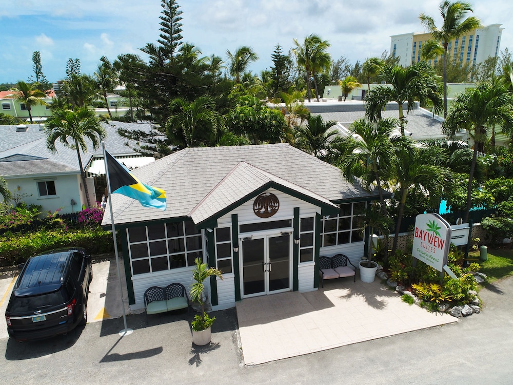 Bay View Suites Paradise Island 4/54