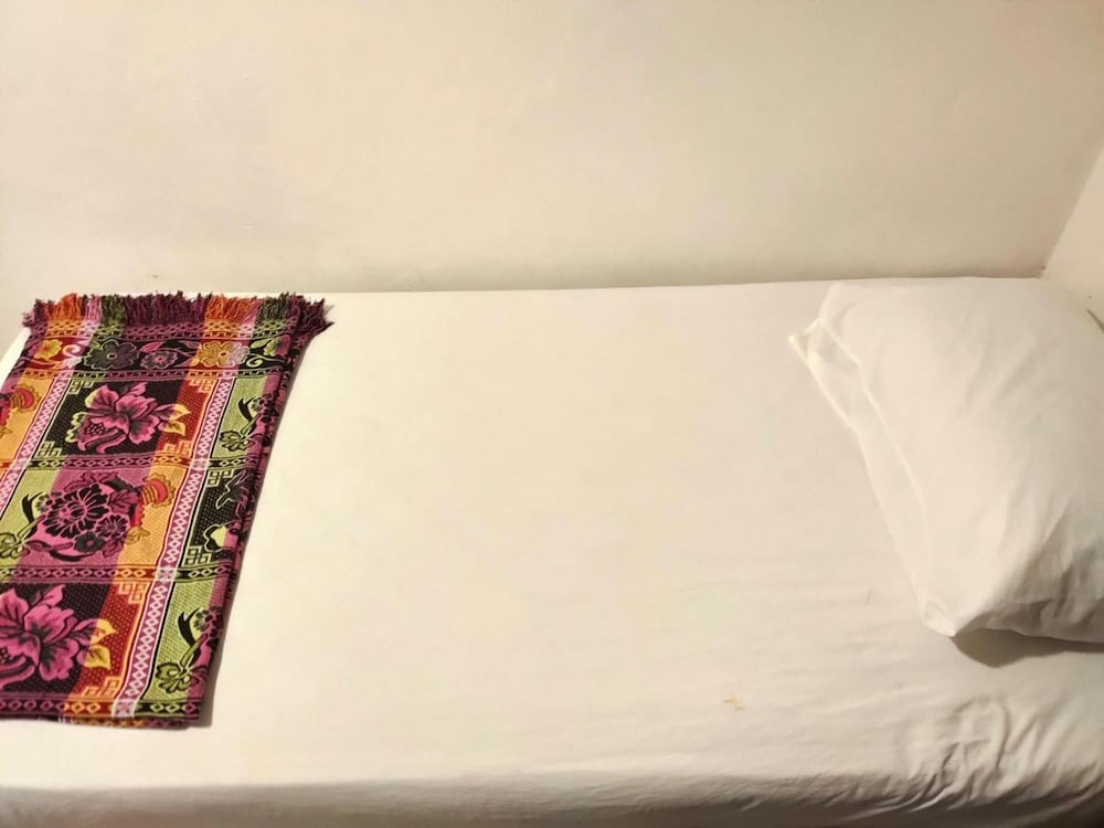 OYO 90273 Mz Hotel 11/20