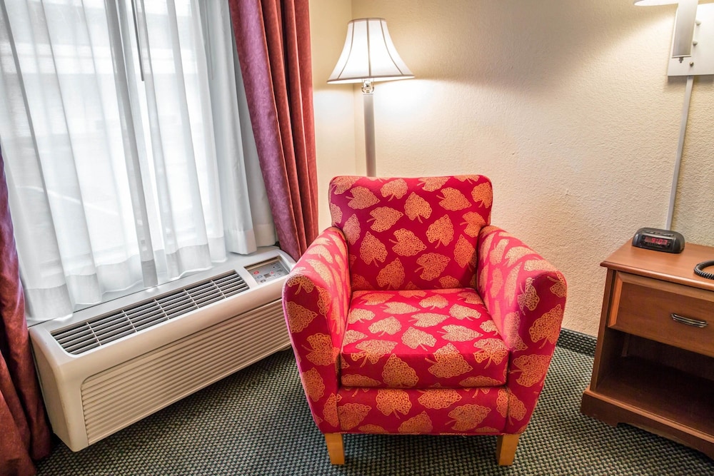 Quality Inn Elizabeth City near University 21/44