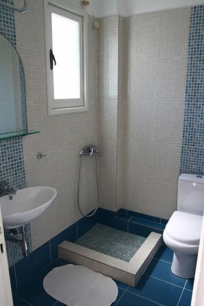 Minoa Hotel Amorgos 17/19