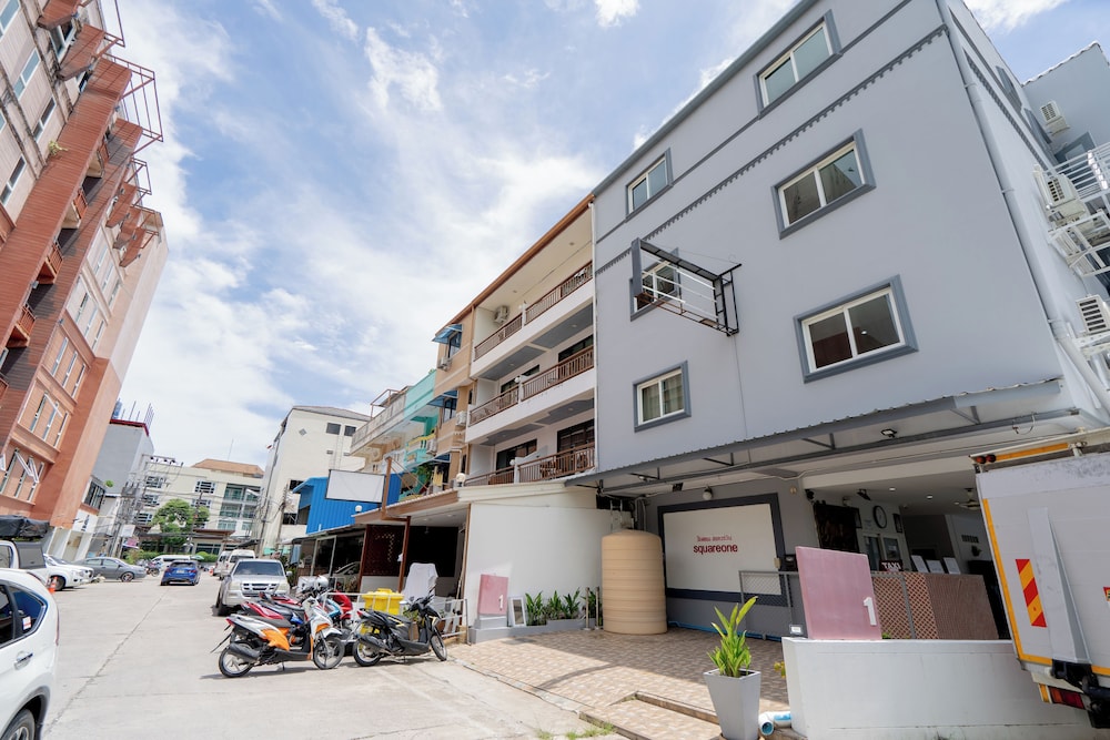 Squareone Hostel 44/54