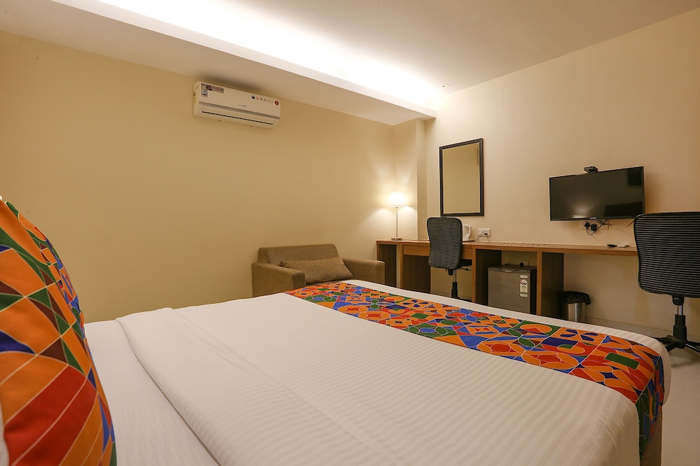 Fabhotel Hyson International Midc 22/47