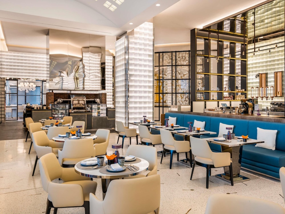 Fairmont Doha 50/65