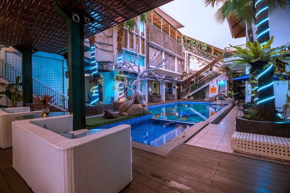 Ox Ville Hotel 7/61