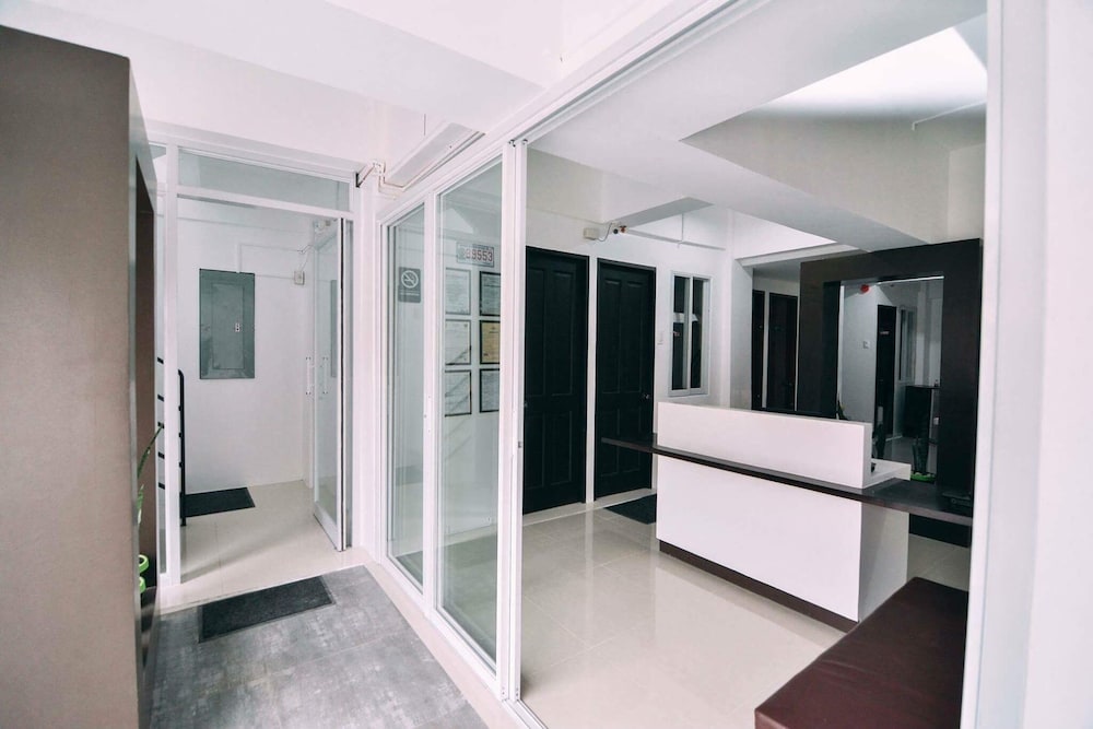 The Strand Suites And Dormitel 5/48