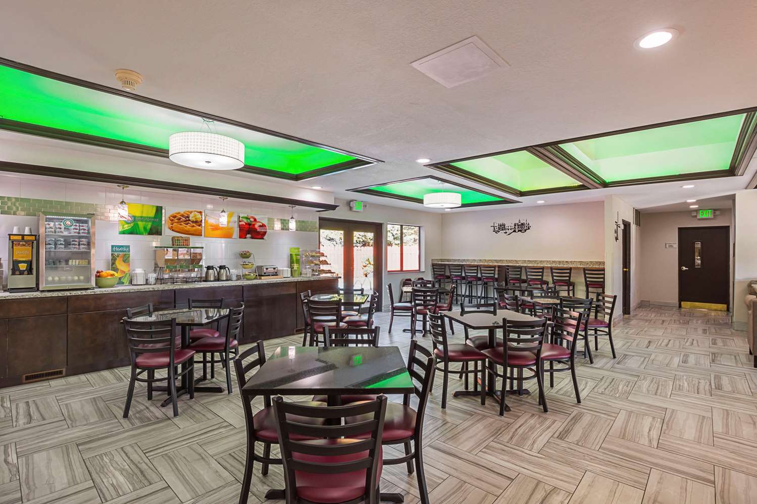 AmericInn by Wyndham Holland MI 9/16