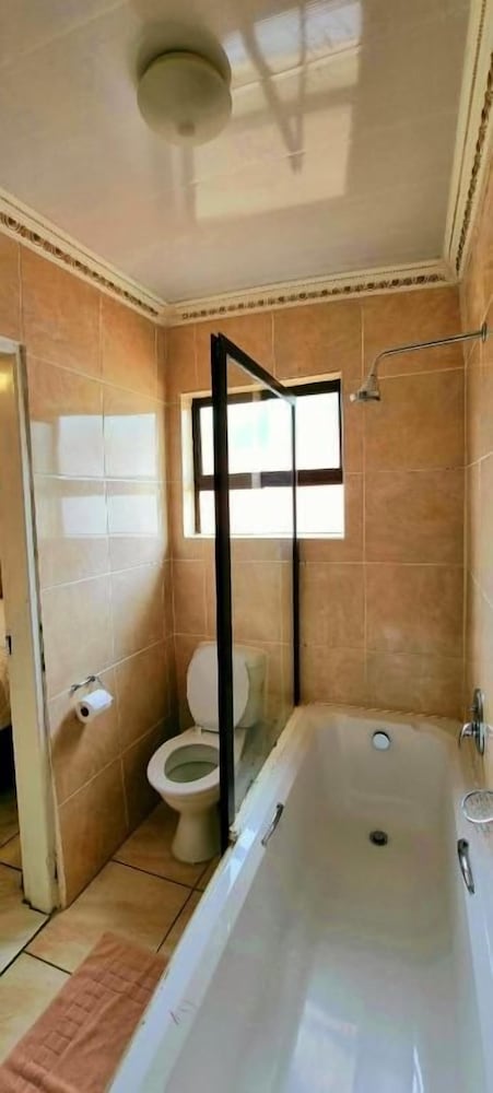 Asda Guesthouse 22/44