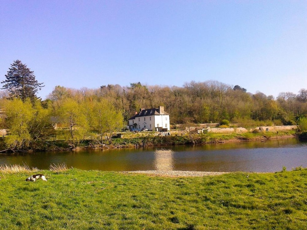 Aberllynfi House 28/45