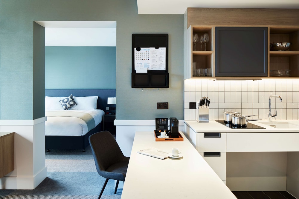 STAYBRIDGE SUITES MANCHESTER - OXFORD ROAD 41/52