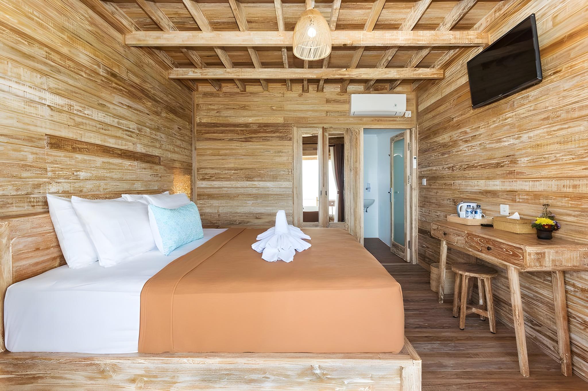 Room, Double Bed, Beach View, Terrace