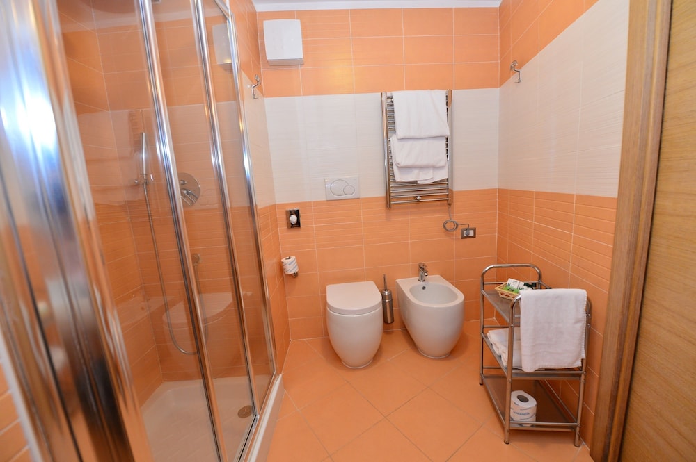Relais Parallelo 41 37/38