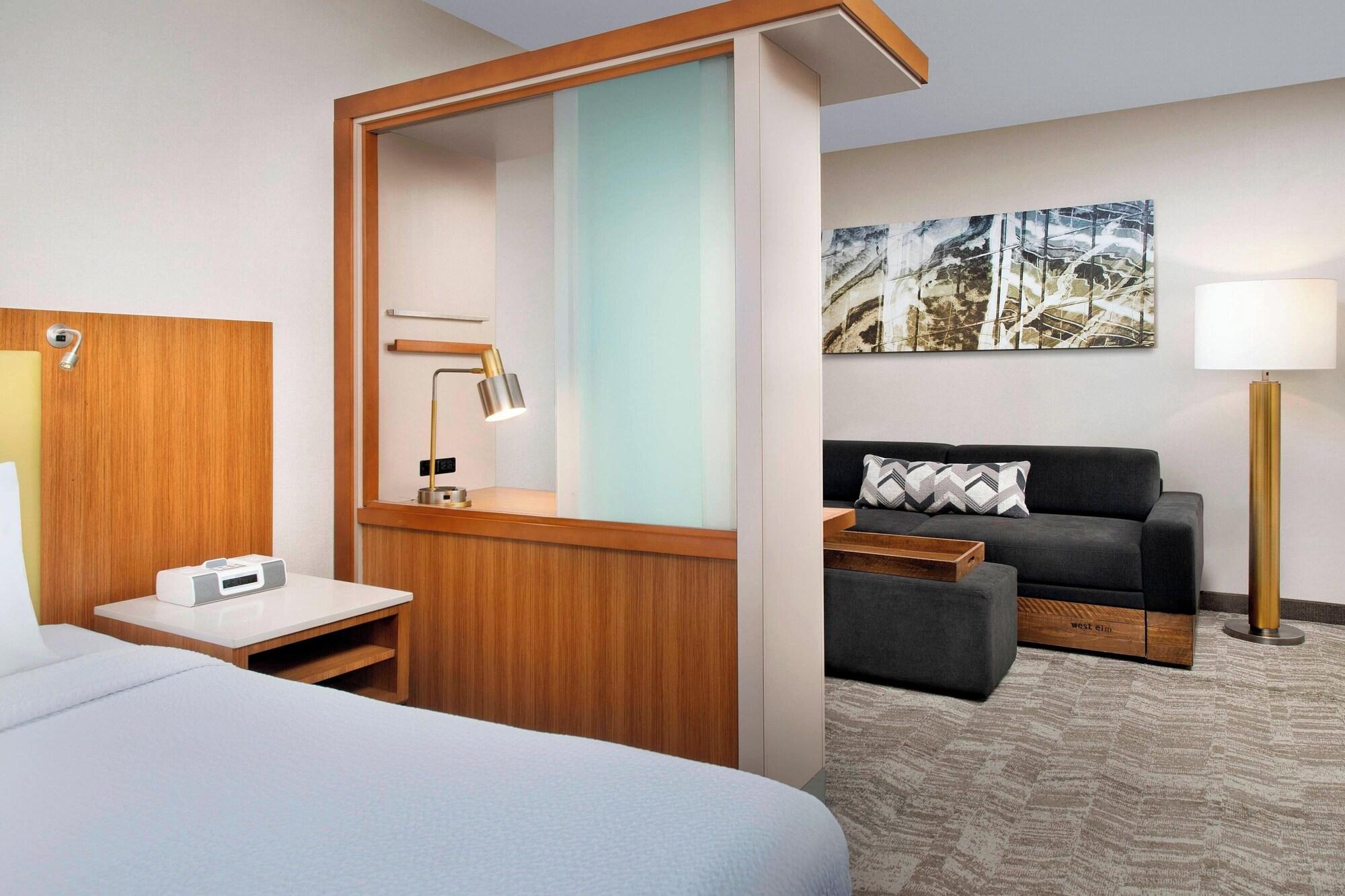 Suite, Multiple Beds