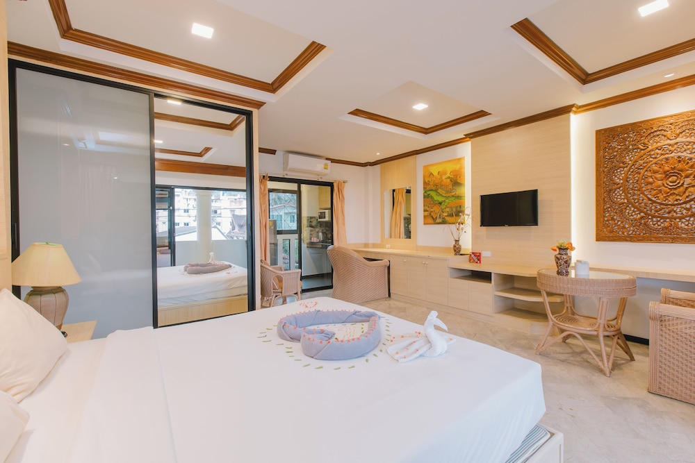 ROYAL PRINCE RESIDENCE 16/50