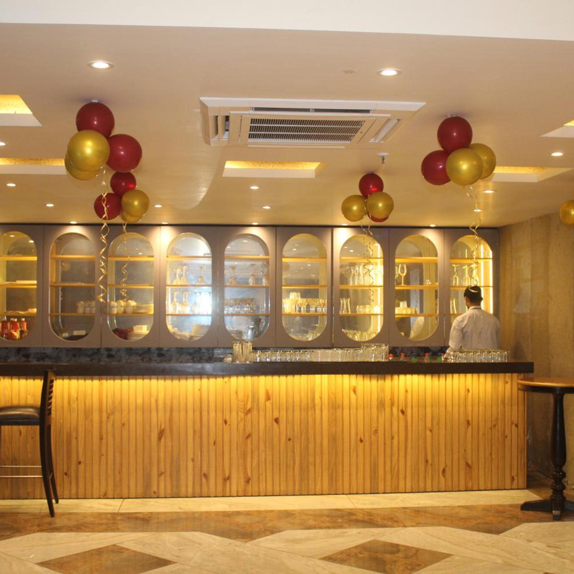 Sapphire Sky Hotel 2/50