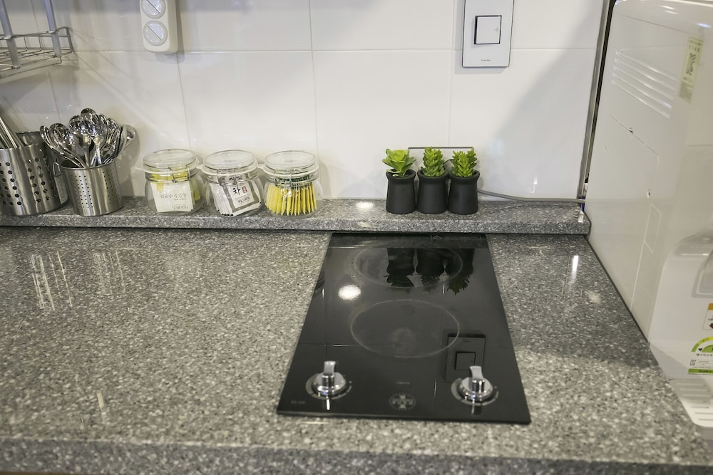 Philstay Myeongdong Station - Hostel 33/66