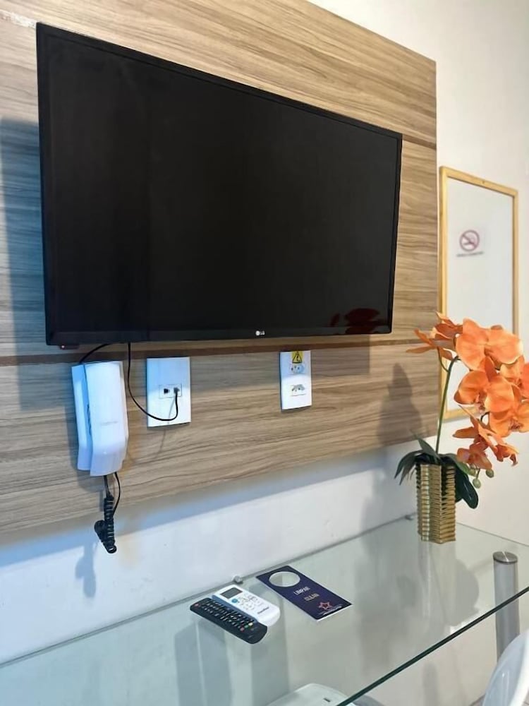 Hotel Aeroporto Montese Star 10/62
