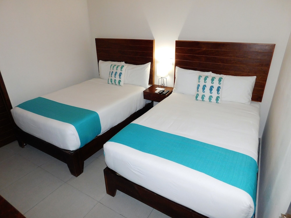 Aqua Star Boutique Hotel and Condos By Koox Luxury Collection 32/80