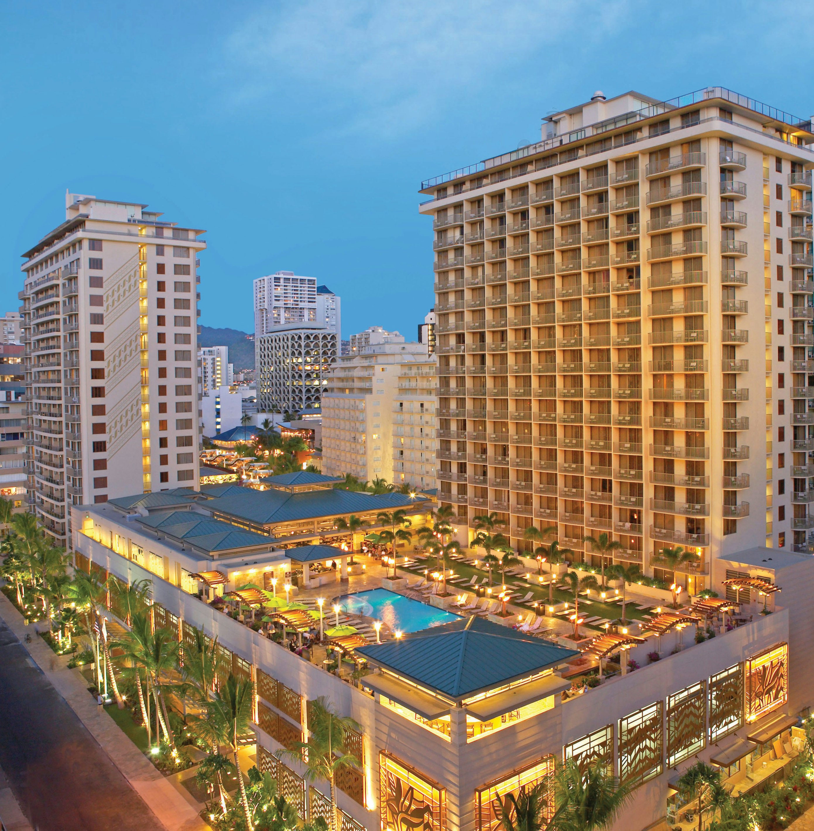Embassy Suites By Hilton Waikiki Beach Walk 4/42