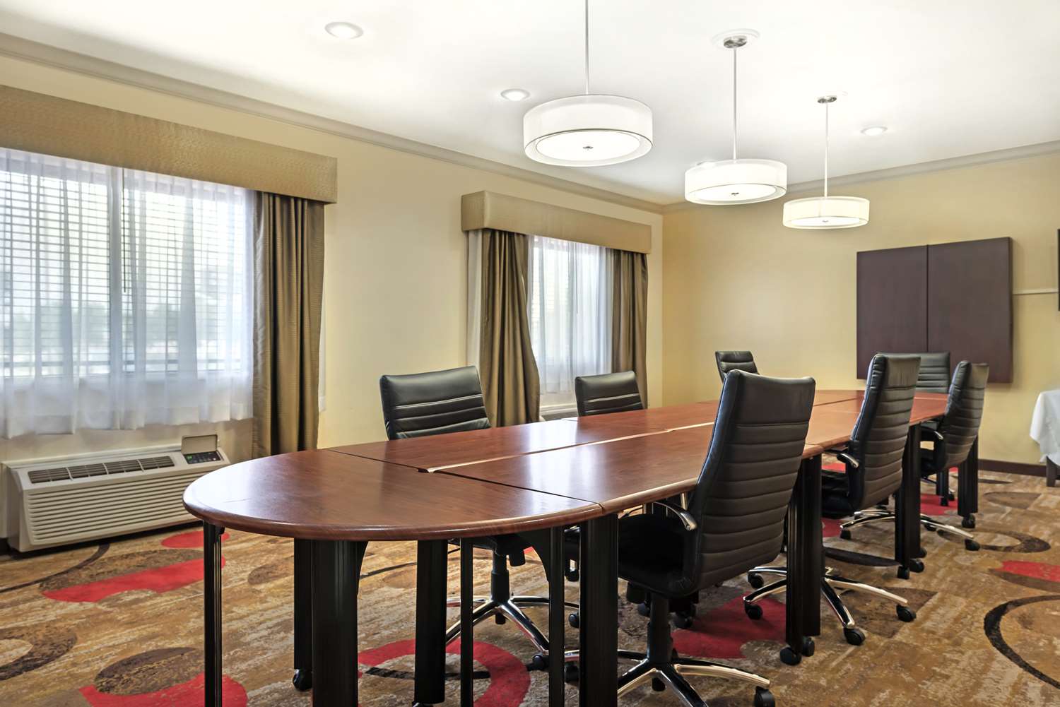 Best Western Plus Eagleridge Inn & Suites 17/17