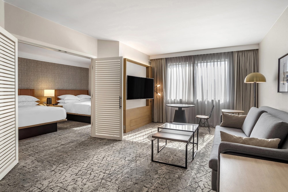 Sheraton Suites Wilmington Downtown 26/55
