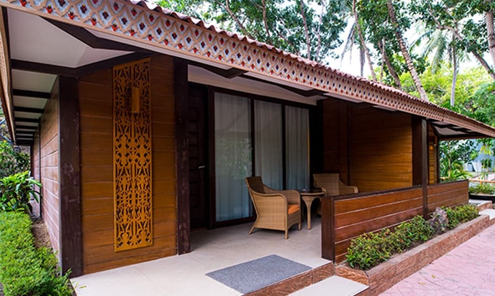 Dakak Park Beach Resort 1/50