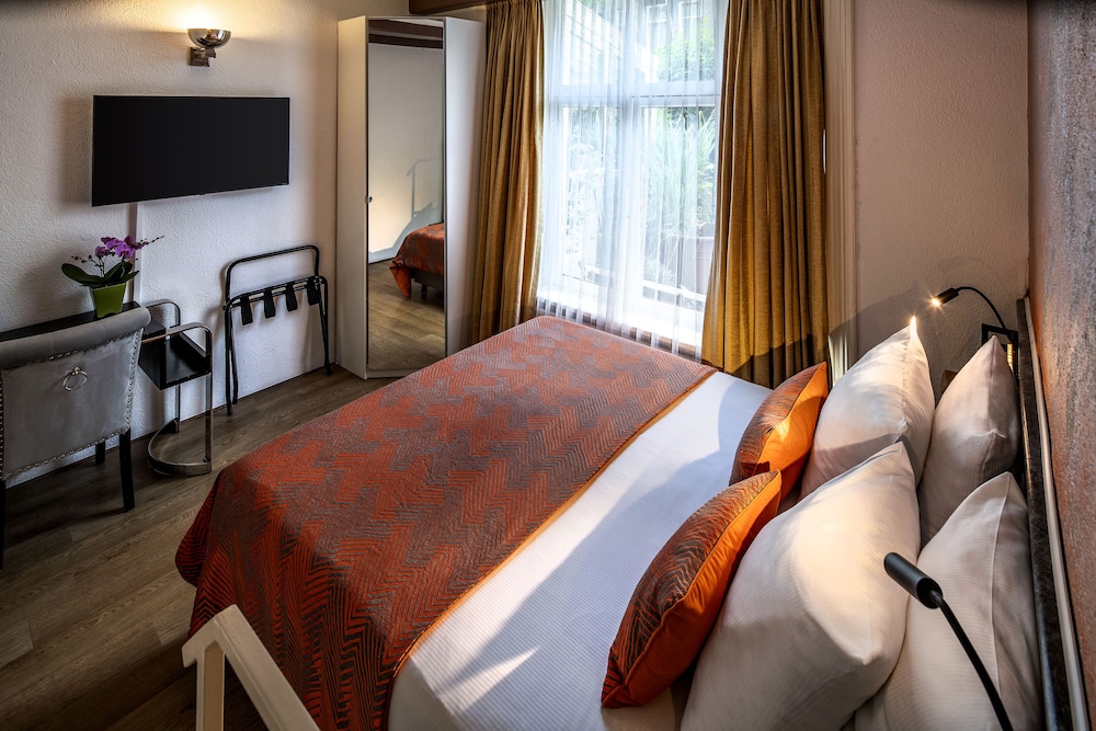غرفة كومفورت بسرير مزدوج أو سريرين منفصلين، Hotel Jupiter 8/10