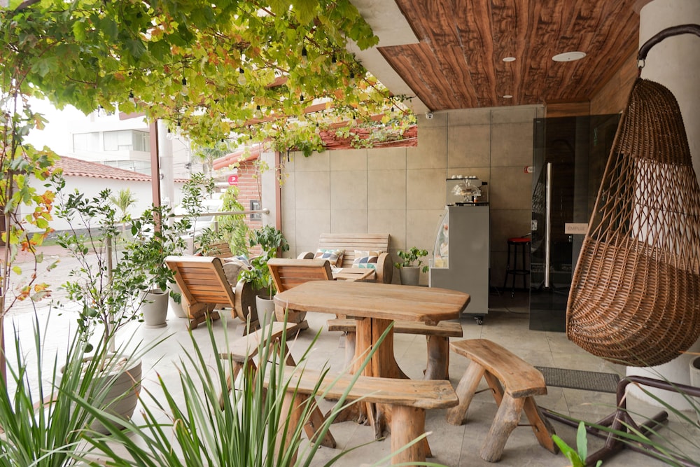Chairu Eco Hotel 11/43