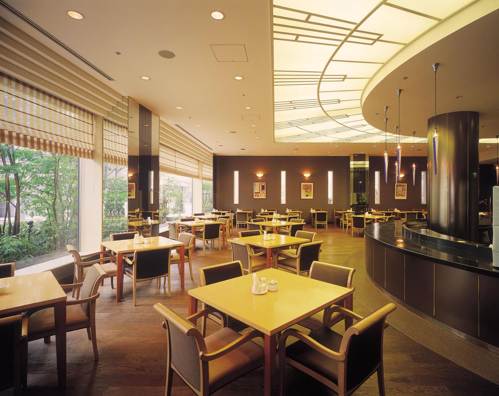 Cypress Garden Hotel 35/48