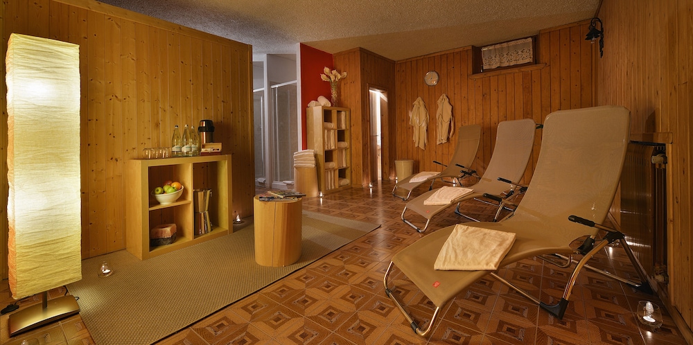 Hotel Loredana 48/65