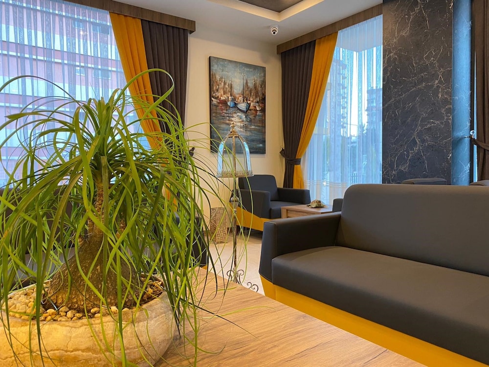 Golden World Suite Hotel 20/35