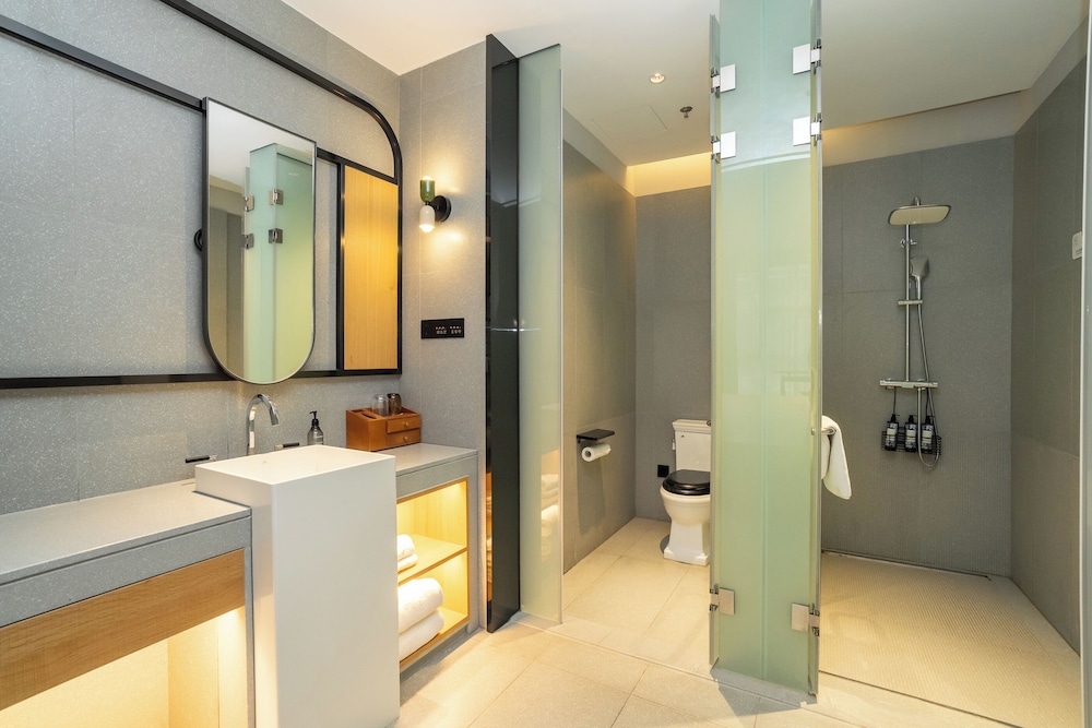 Yitel Hotel shanghai hongqiao Airport Lianming Road branch (ex Timeless Boutique House) 69/69