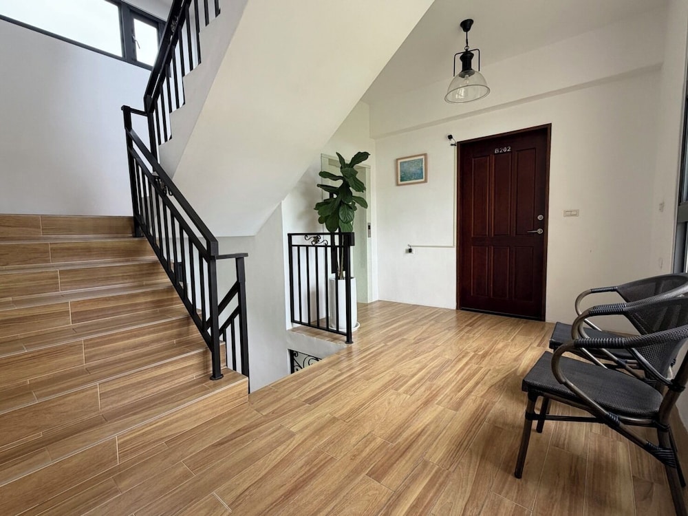Simple Life B&B 37/67