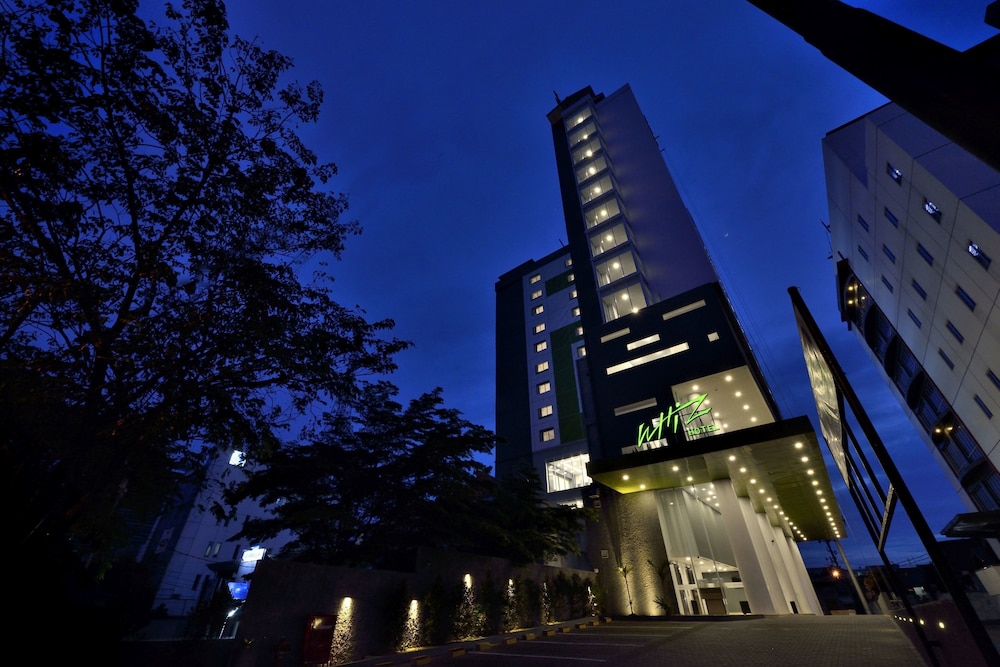 Whiz Hotel Sudirman Pekanbaru 3/36