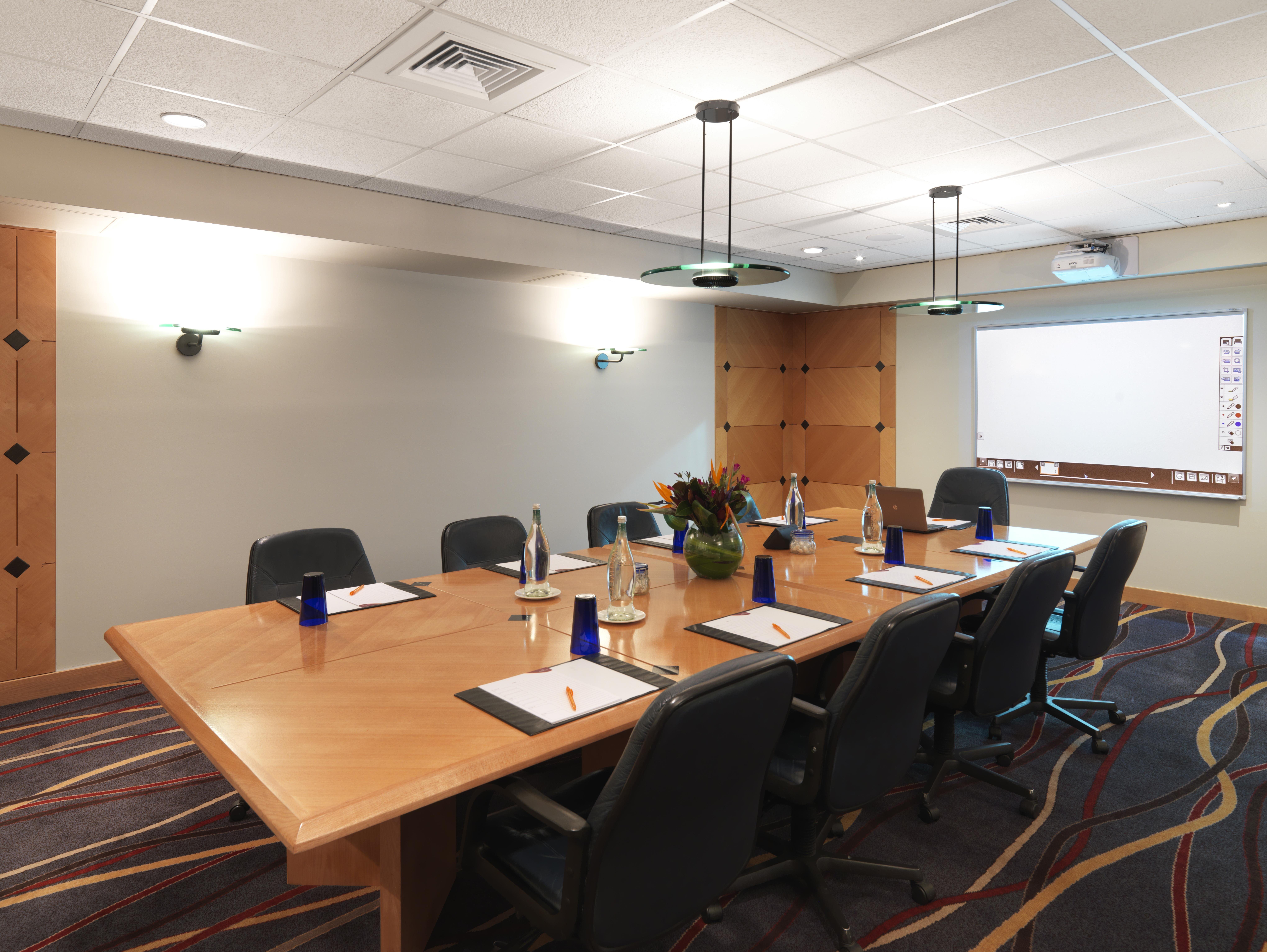 Crowne Plaza Auckland 66/77