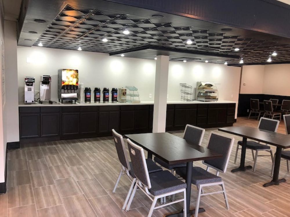 Surestay Plus Hotel By Best Western Sacramento Cal Expo 33/39