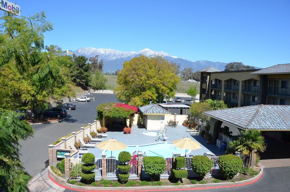 Quality Inn Ontario Airport Convention Center 3/54