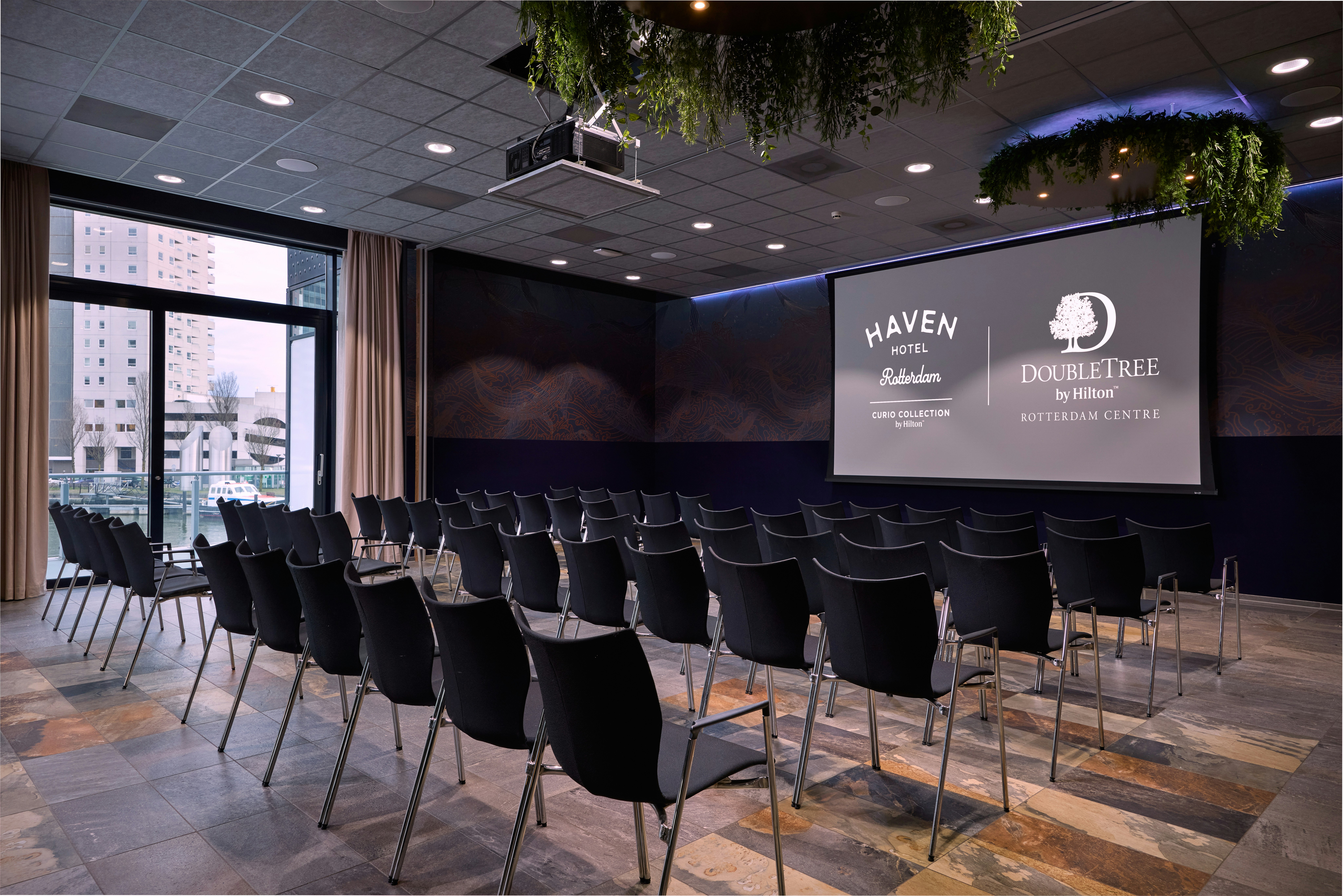 Haven Hotel Rotterdam, Curio Collection by Hilton 54/57