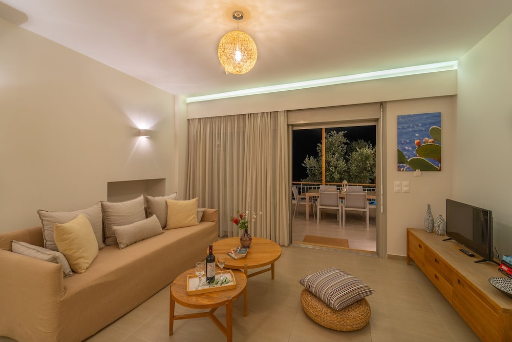 Abelia Luxurious Villas 10/23
