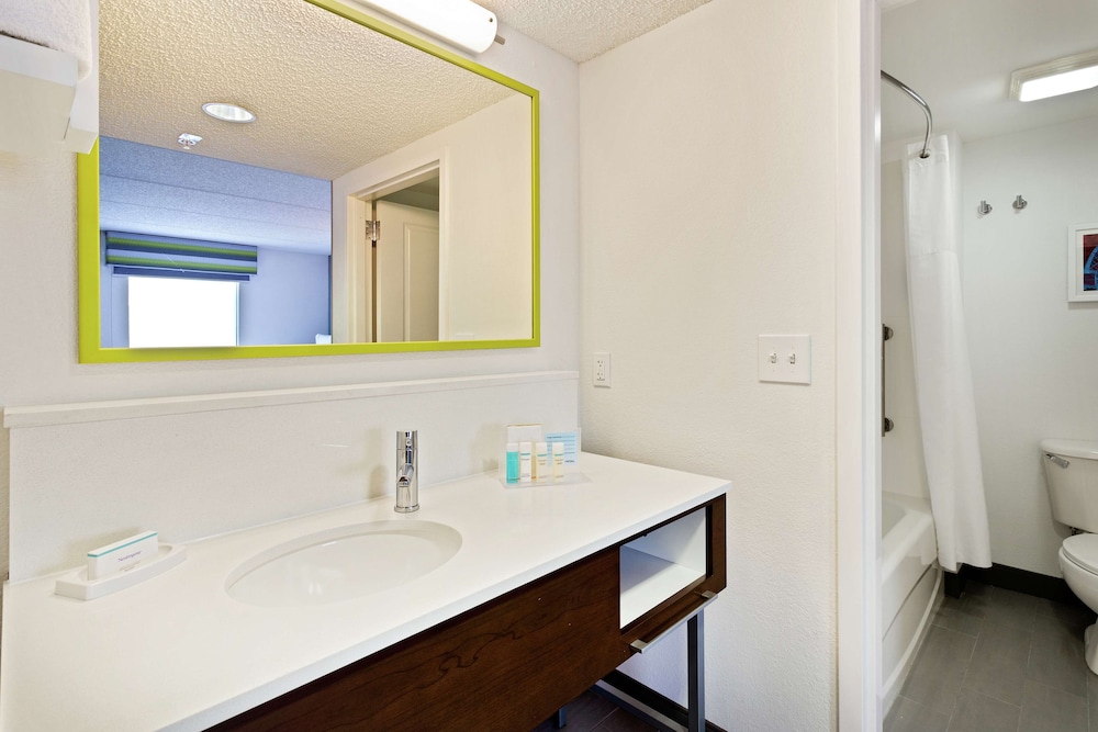Hampton Inn And Suites Orlando International Drive North Fl 23/52