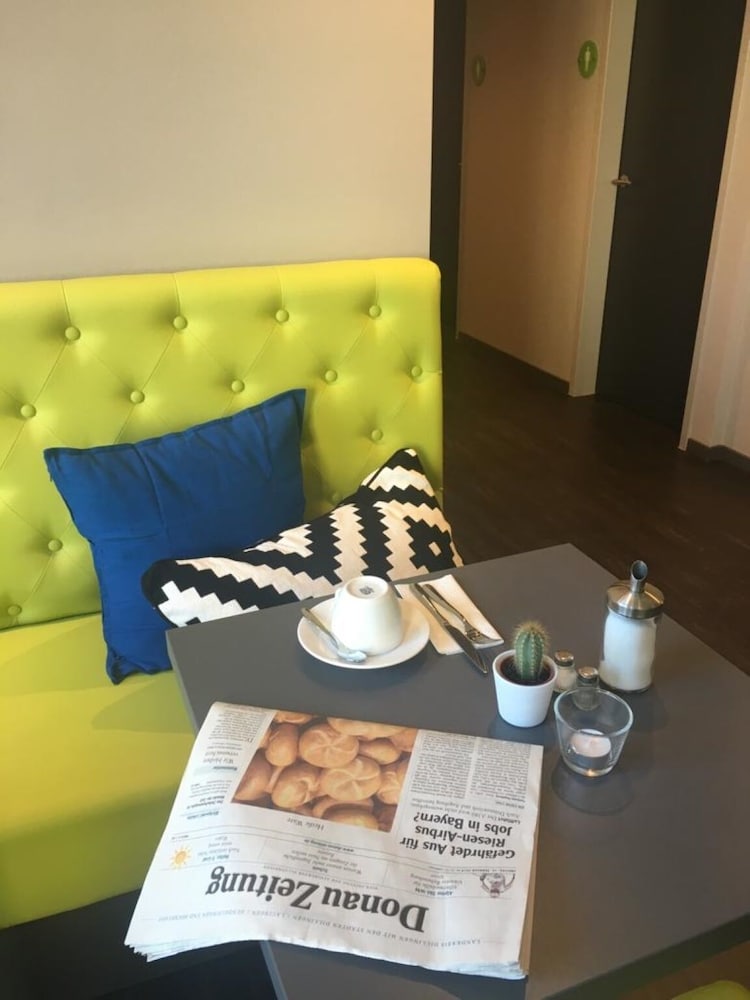 SleepySleepy Hotel Dillingen 34/47