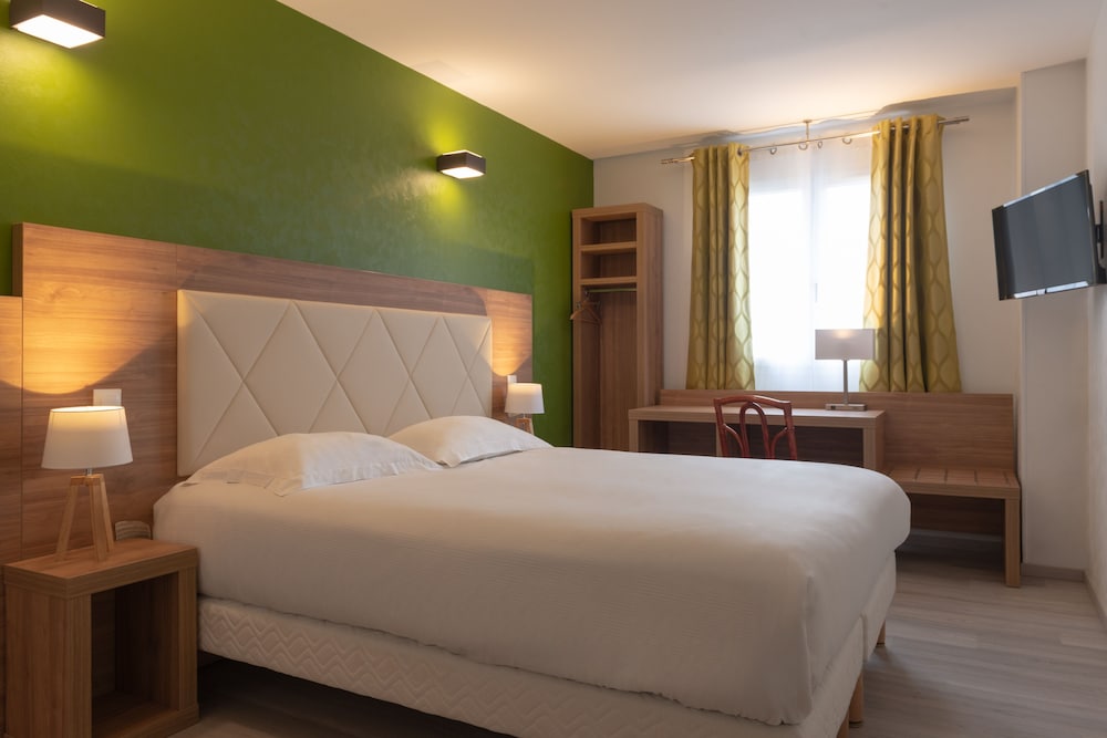 The Originals City Hotel de Lorme Evreux Inter Hotel 8/32