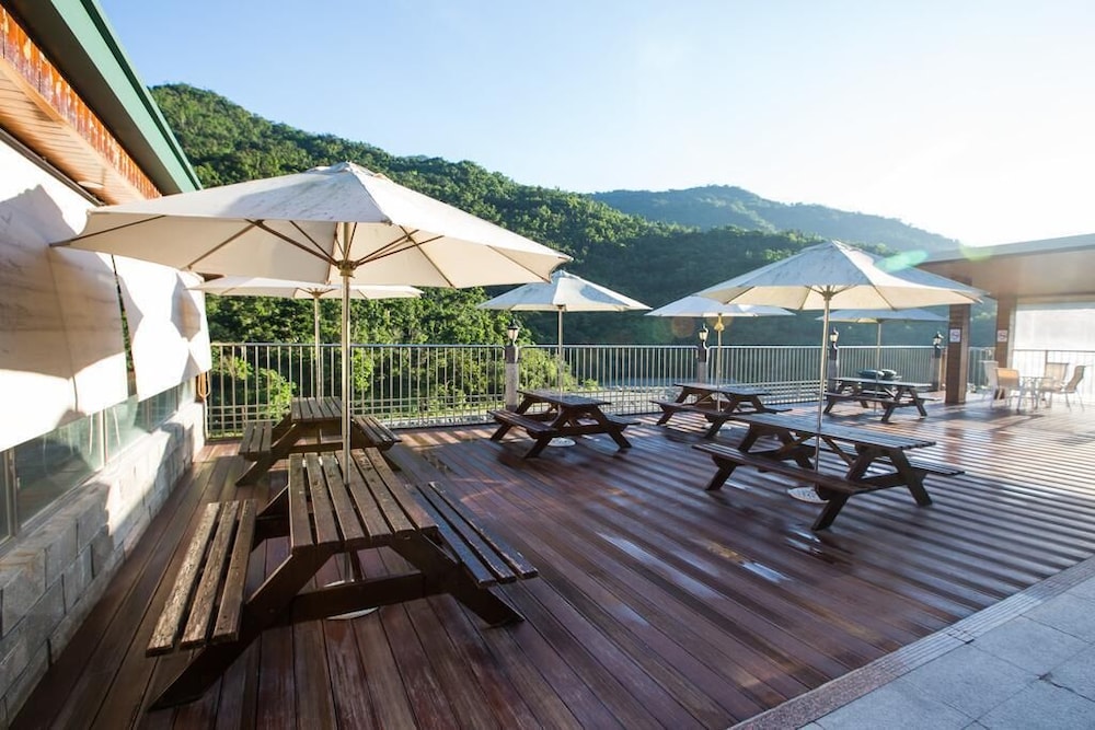 Dong Tair Spa Hotel 34/40