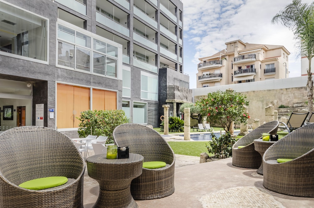 Dorma Cunit Suites & SPA 12/60