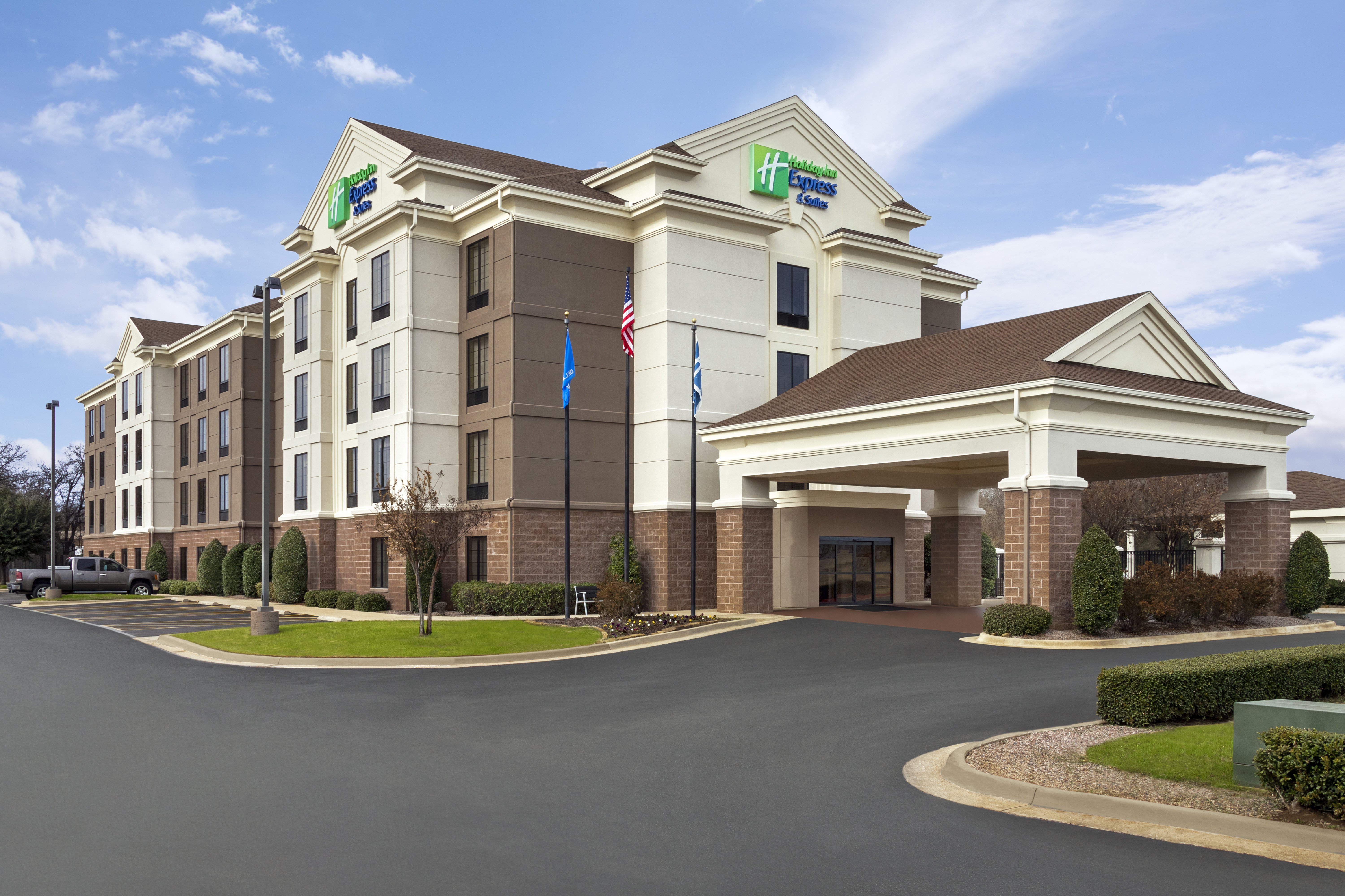 Holiday Inn Express Hotel Suites Durant 3/20
